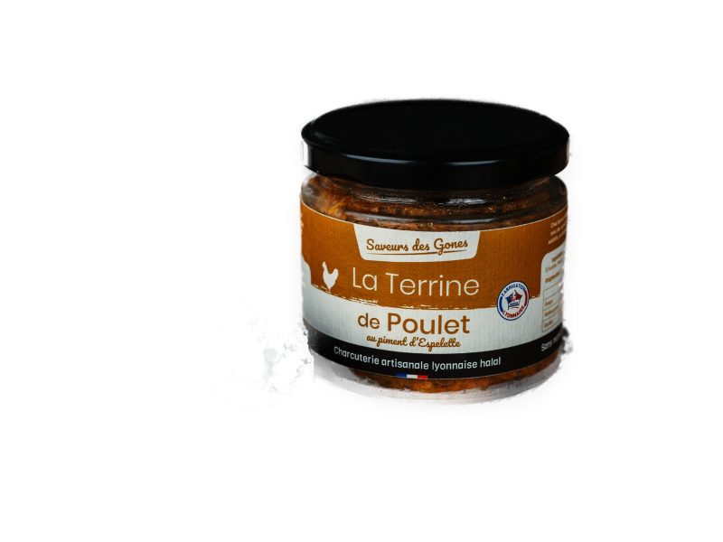 Terrine de poulet au piment d’Espelette, servi sur du pain